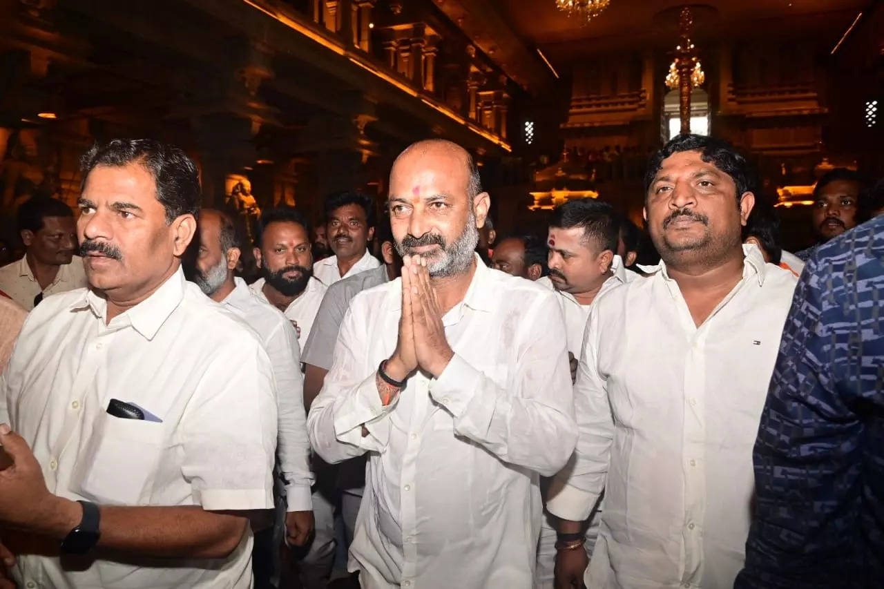 SIT Summons BJP leader in MLA poaching case