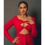 Pic Talk: Huma Qureshi poses in a red cut-out dress