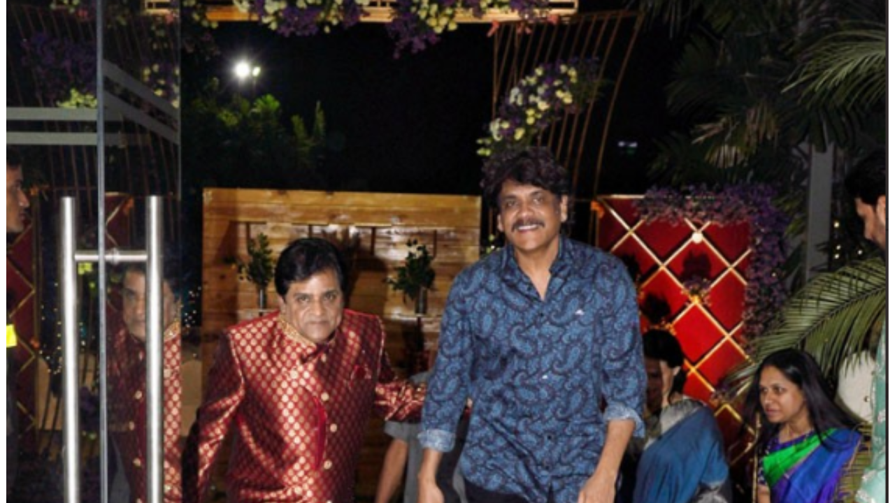 Chiranjeevi, Nagarjuna & other celebs at Comedian Ali daughter’s wedding