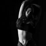 Pic Talk: Priyanka’s front and back sensation