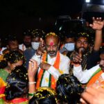 పాదయాత్రతో పార్టీలో అందరికి దూరం అవుతున్న బండి సంజయ్!