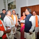 హైదరాబాద్ లో ఇతర పార్టీల నేతలతో మంతనాలకు  భయపడుతున్న బిజెపి!