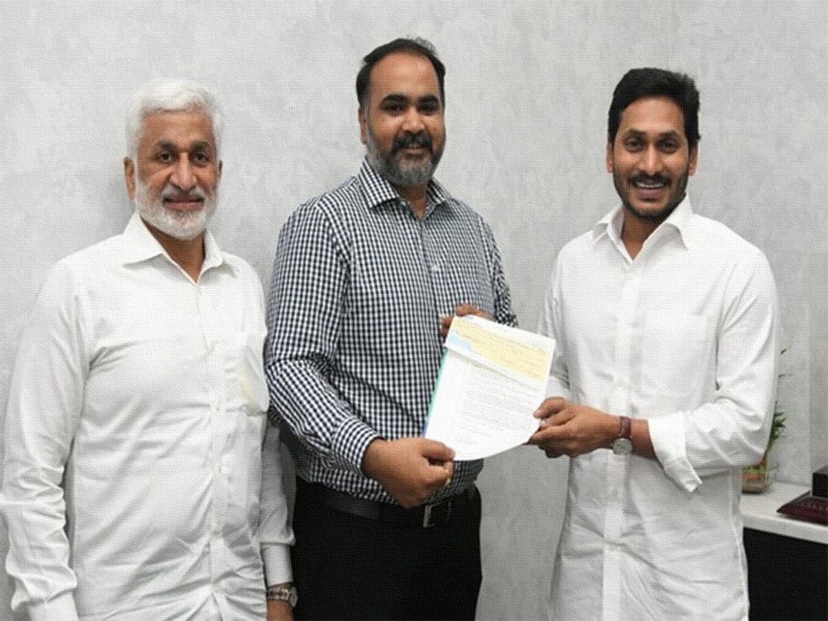 అల్లుడు అప్రూవర్ గా మారడంతో మామ విజయసాయిరెడ్డి గుట్టురట్టు!