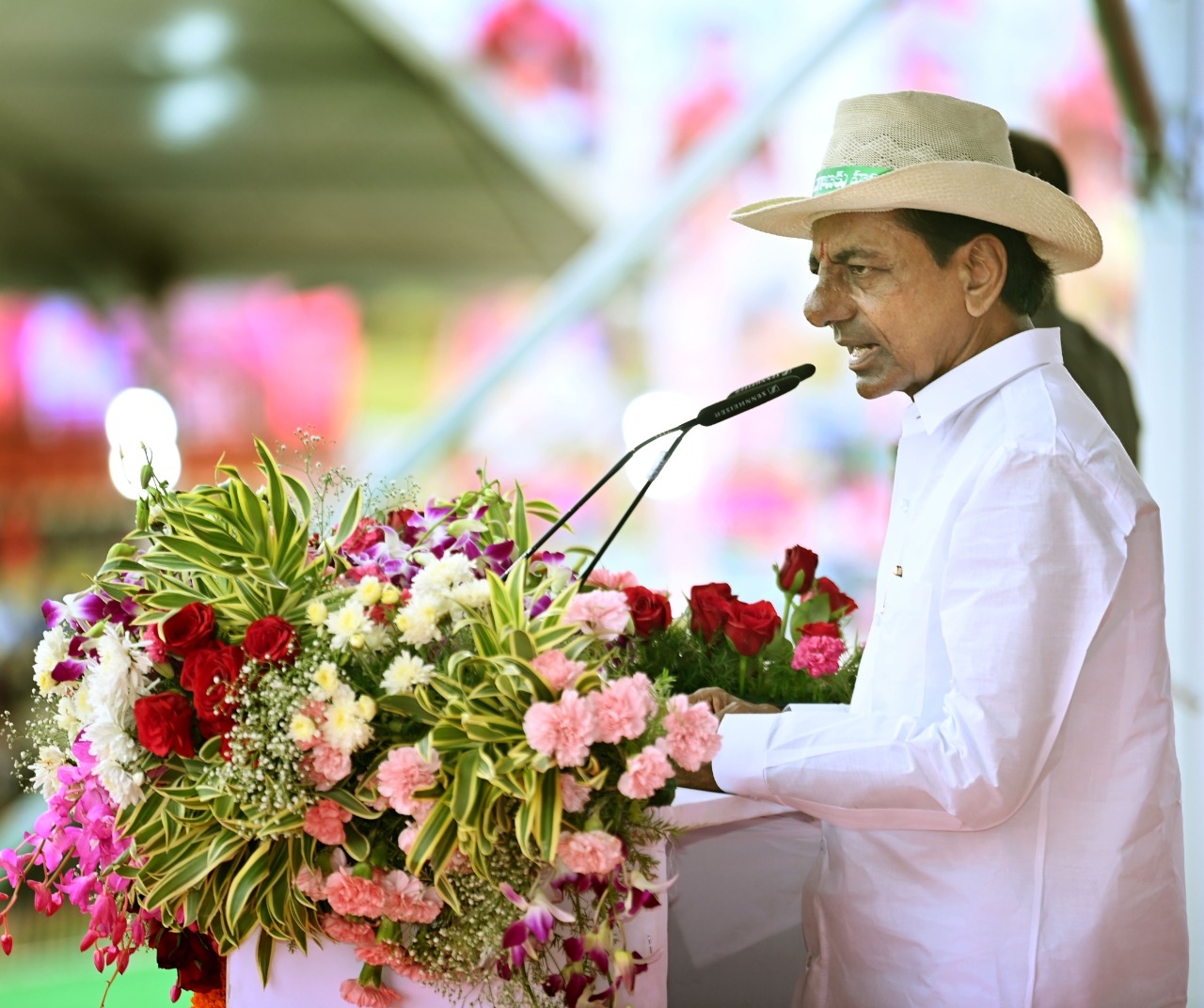 KCR set to inaugurate BRS central office in Delhi