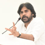 పవన్ కల్యాణ్ : ఈ నిజాయితీ ఎవరిలో చూడగలం?