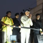 కుప్పంలో చంద్రబాబు పర్యటనను అడ్డుకున్న పోలీసులు