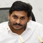పోటీకి భయపడ్తున్న ఎమ్మెల్యేలు.. జగన్ కు లెక్కతెలుసా?