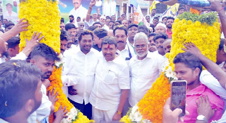 రూల్సు.. వారు అతిక్రమించడం కోసమే ఉంటాయి!