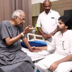 Pawan’s phone call breaks Ramajogaiah’s fasting