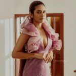 Pic Talk: Wink girl’s ultimate treat and tease