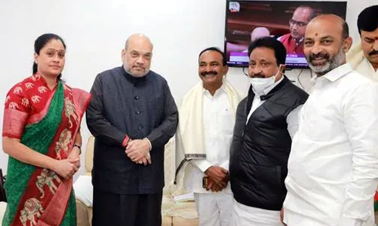 తెలంగాణ బీజేపీలో లొల్లిపై అమిత్ షా చివాట్లు!