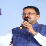 బీజేపీలో చేరేందుకు రాజ్యసభ సీటు కోరుతున్న జేడీ లక్ష్మీనారాయణ!