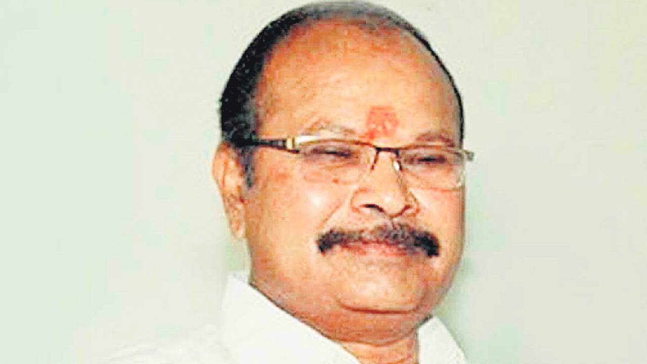 తిట్టిన నేతలతోనే చేతులు కలపడంలో దిట్ట కన్నా!