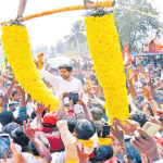 పాదయాత్రలో అడుగడుగునా లోకేష్ పై పోలీస్ కేసులు