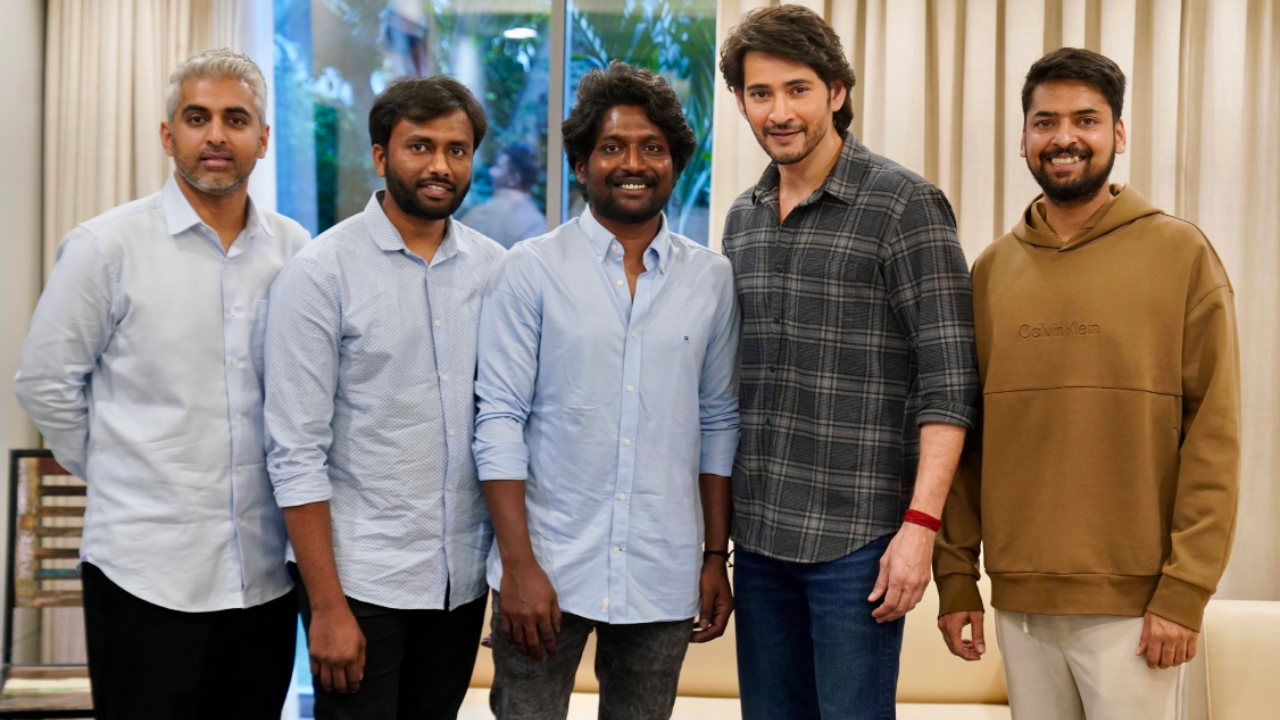 Pic Talk: Mahesh Babu posed with the team of Writer Padmabhushan