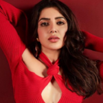 Did Samantha buy a luxurious sea-facing apartment in Mumbai?