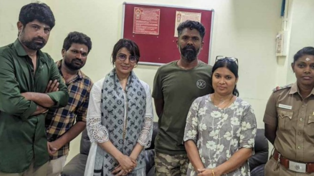 Pic Talk: Samantha Ruth Prabhu visits Palani Murugan Temple