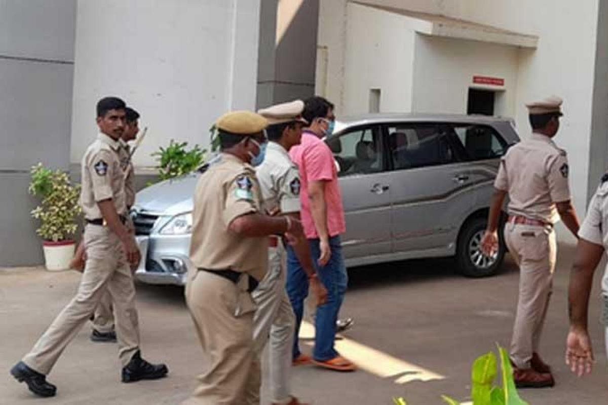 Gannavaram riots: Pattabhi shifted to Rajamahendravaram central jail