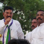 నెల్లూరు జిల్లాలో మరో వికెట్ పడుతుందా?