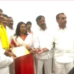 పులివెందులలో టిడిపి జెండా ఎగరడం తట్టుకోలేని వైసిపి!