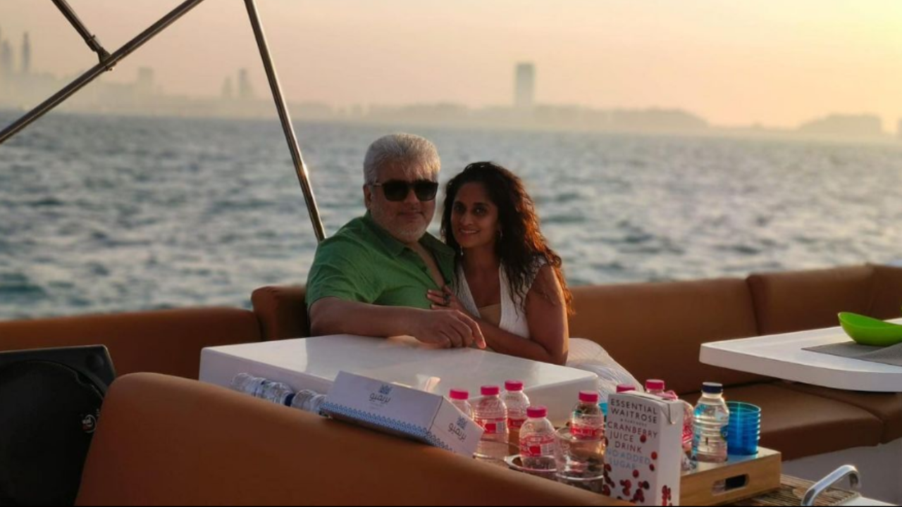 Pic Alert: Ajith Kumar and Shalini enjoy their vacation in Dubai