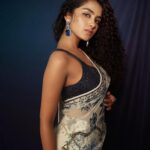 Pic Talk: Adorable beauty Anupama sizzles in all black