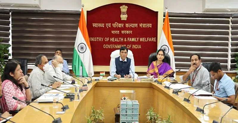 కరోనా వ్యాక్సిన్ సరఫరాపై చేతులెత్తేసిన కేంద్రం