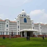 నూతన సచివాలయంలో డోములపై బీజేపీ పంచాయతీ