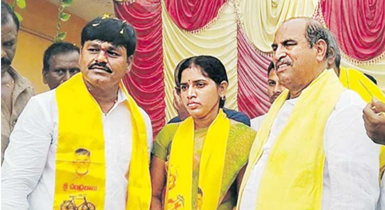 ‘వైసీపీ నేత’ అంటే పులిస్వారీ చేస్తున్నట్టేనా?