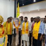 పార్లమెంటుకు ప్రవాసాంధ్రుల ఓటు హక్కు అంశం!