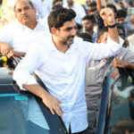 Lokesh demands the govt. to pay compensation to the farmers
