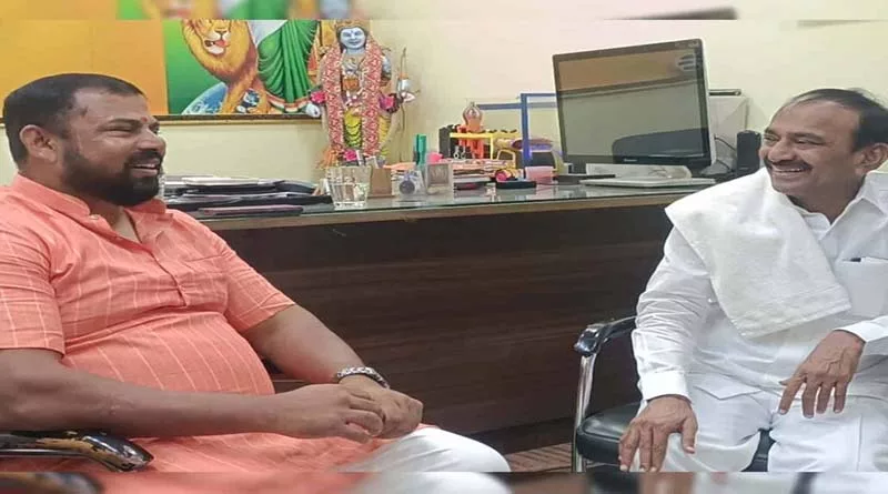 అసంతృప్తితో రగిలిపోతున్న రాజాసింగ్ తో ఈటెల భేటీ