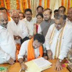 బిజెపి అధిష్టానంనే దోషిగా నిలబెట్టిన సంజయ్, కోమటిరెడ్డి!