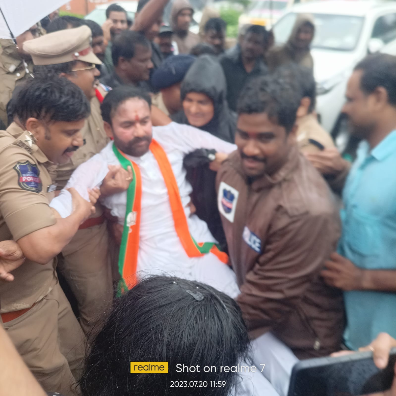 `చలో బాట సింగారం’ అంటూ కిషన్ రెడ్డి హై డ్రామా