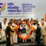 ఎన్డీయే భేటీలో మారిన ప్రధాని స్వరం.. ఒక్క ఎంపీ లేని 25 పార్టీలు 