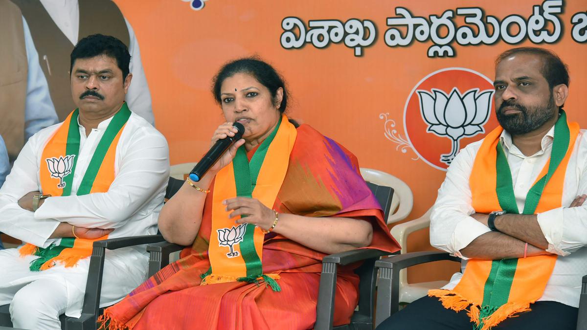 వెంకయ్యనాయుడు సాన్నిహిత్యమే సత్యకుమార్ కు శాపంగా మారిందా!