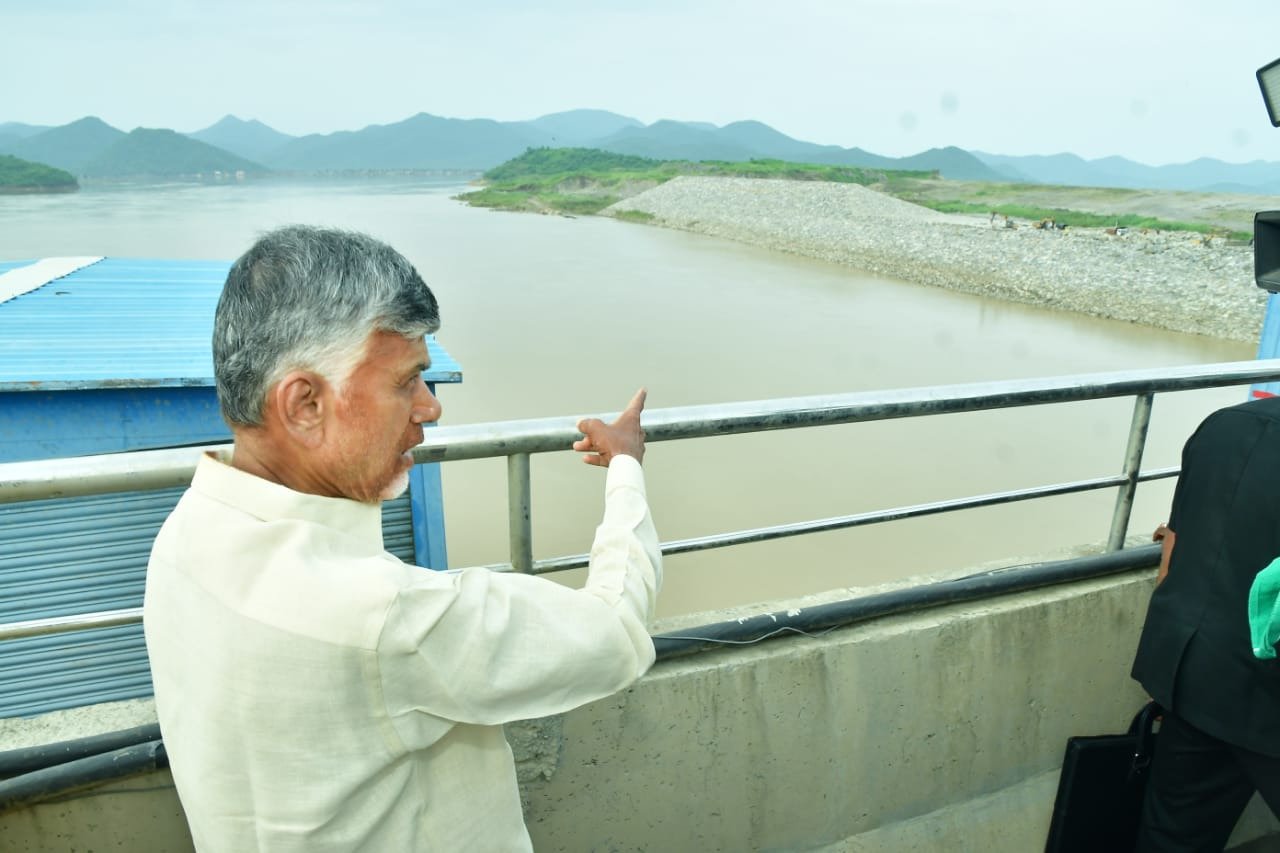 పోలవరం పట్ల జగన్ క్షమించరాని నేరం!