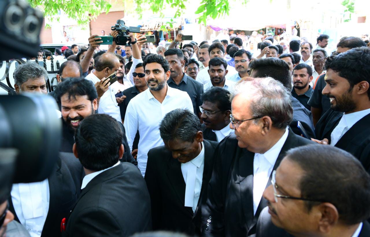 పరువు నష్టం కేసులో కోర్టులో లోకేష్ వాంగ్మూలం