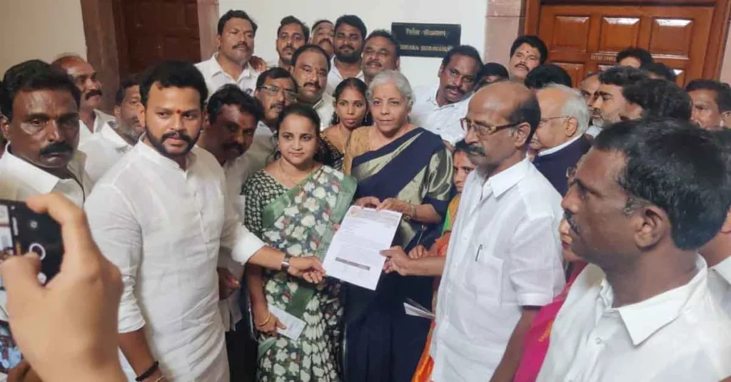 పంచాయతీ నిధులు ఏపీ సర్కారు చోరీ.. నిర్మలమ్మకు ఫిర్యాదు