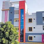 పగలు వెళ్లాలంటే పోలీసులకు భయమా?