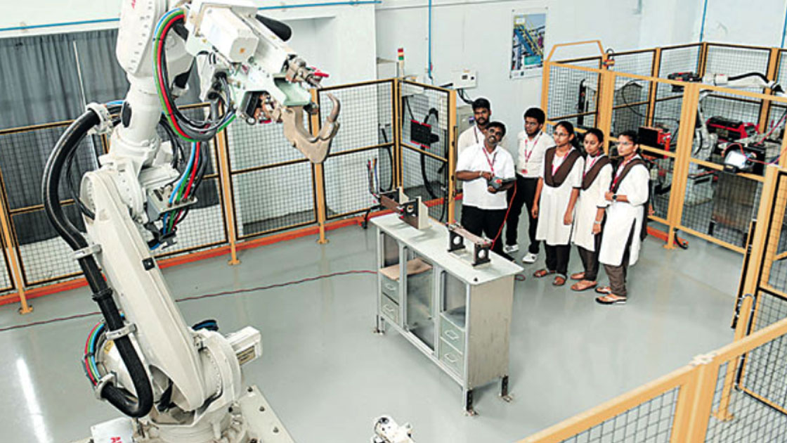 ఈ నైపుణ్య కేంద్రాలే సర్కారు కుట్రలకు రుజువులు