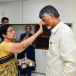 Emotional scenes as TDP chief Chandrababu Naidu returns home after interim bail
