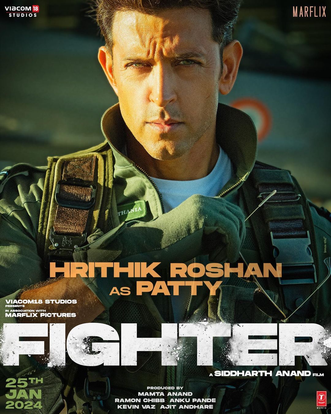 Hrithik Roshan unveils his ‘Fighter’ character, his name
