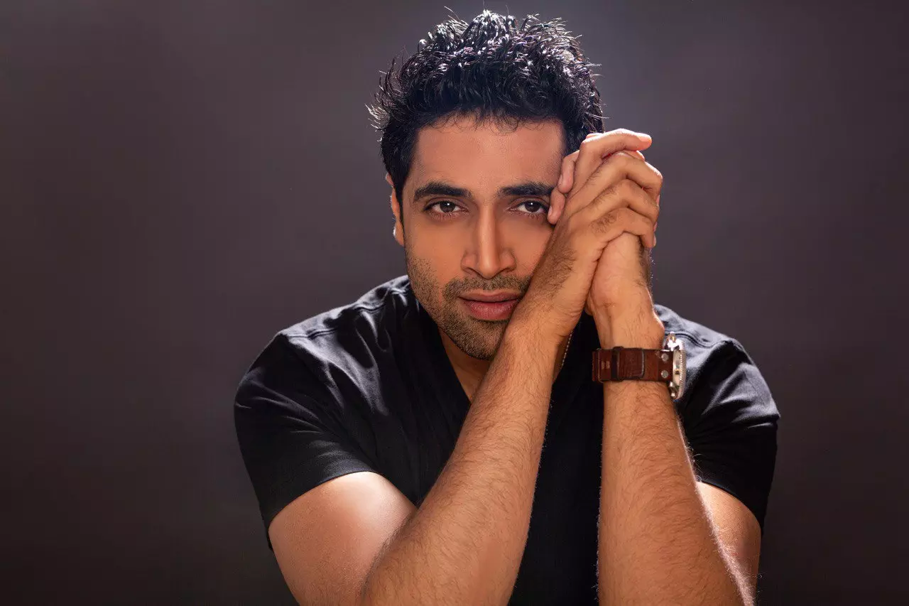 150 crores of stakes on Adivi Sesh creating sensation