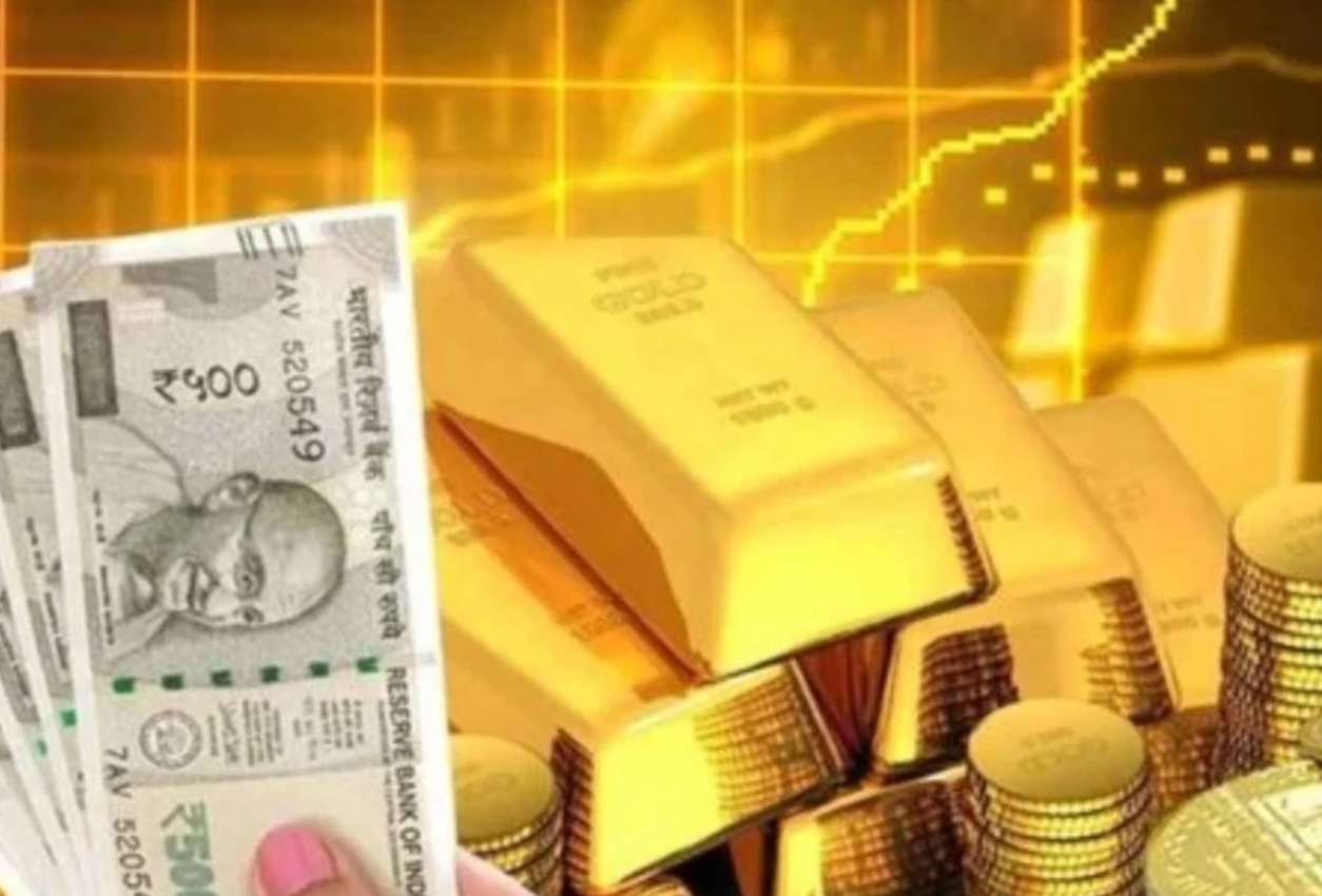 Rs 65 lakh cash, 4 kg gold recovered from Telangana official’s house