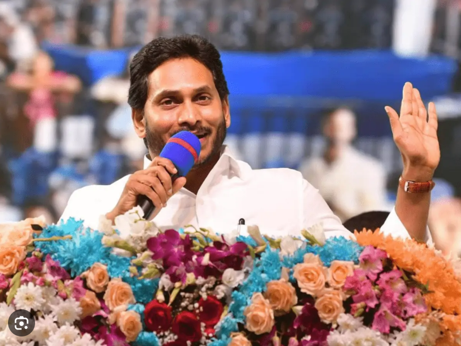 Jagan refers Chandrababu as Chandramukhi