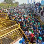 Amid massive security build-up, thousands of farmers head to Delhi