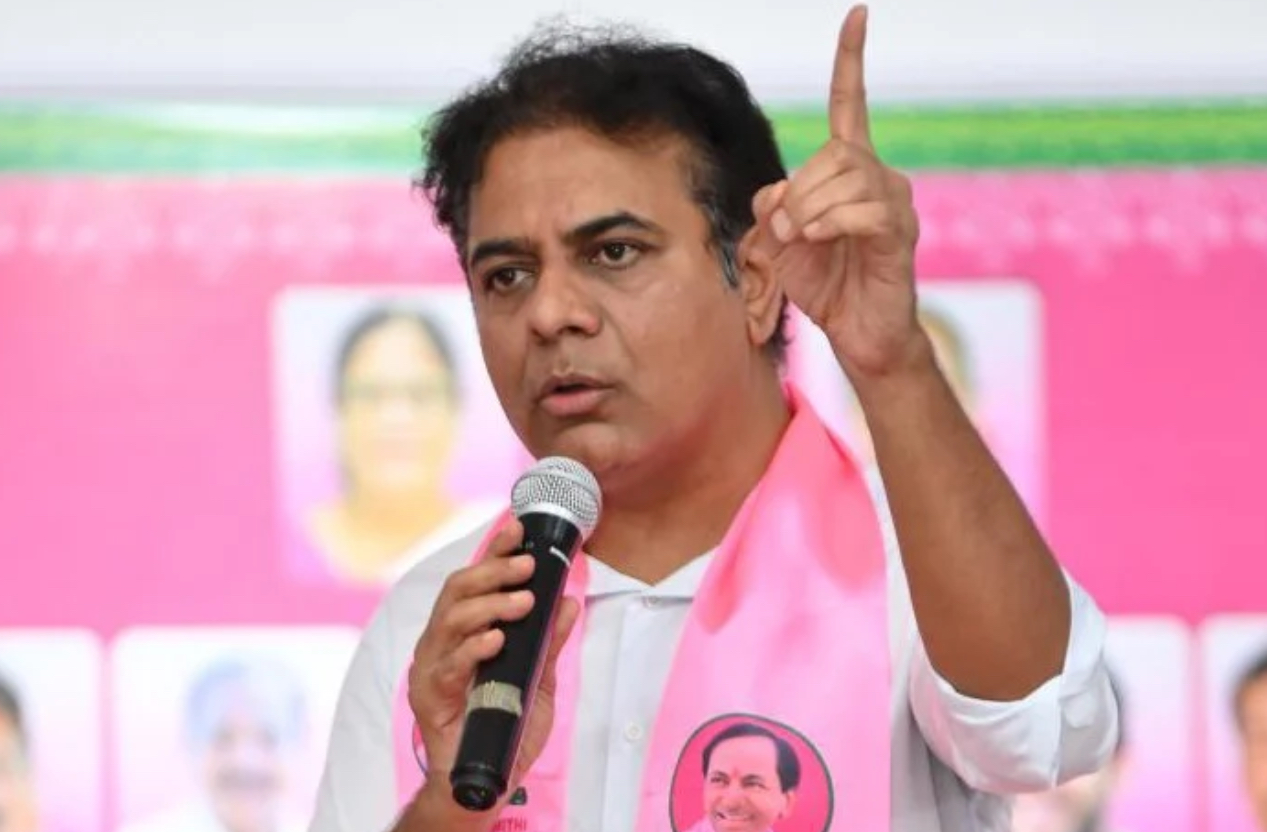 KTR booked for allegation that Telangana CM sent Rs 2,500 crore to high command