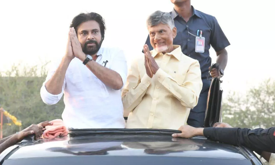 Massive Response To Chandrababu, Pawan Road Shows In Krishna