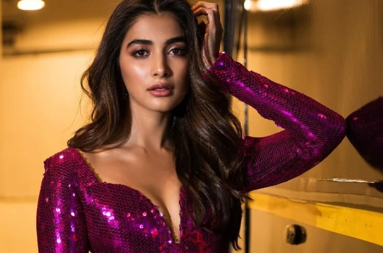 Pooja Hegde to move to Rs 45-cr, 4000 square feet sea-facing home in Bandra